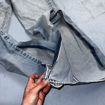 Levis 501 Vintage 80s Redline Selvedge USA XX Jeans Light Wash 28x36 Act 26x31