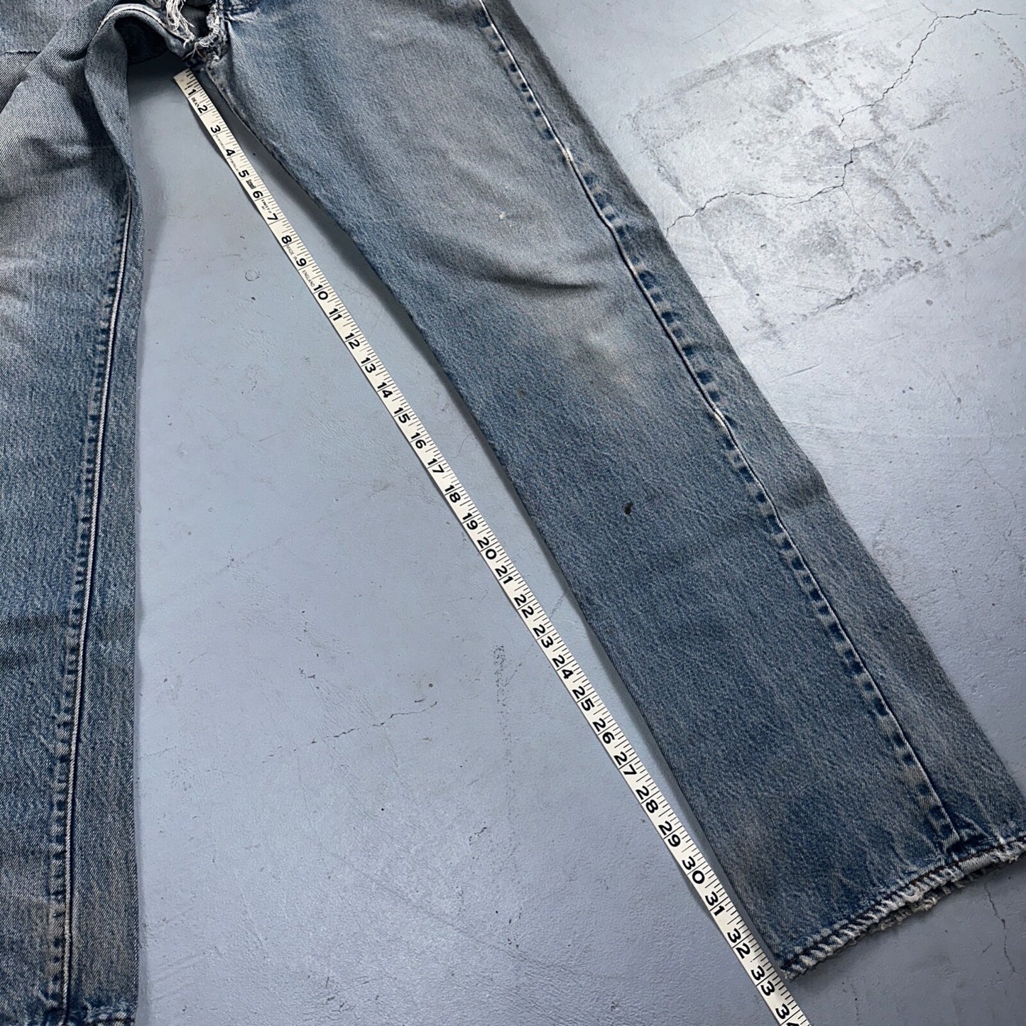 Levis 501 Vintage 80s Redline Selvedge USA XX Jeans Thrashed Light Act 30x33