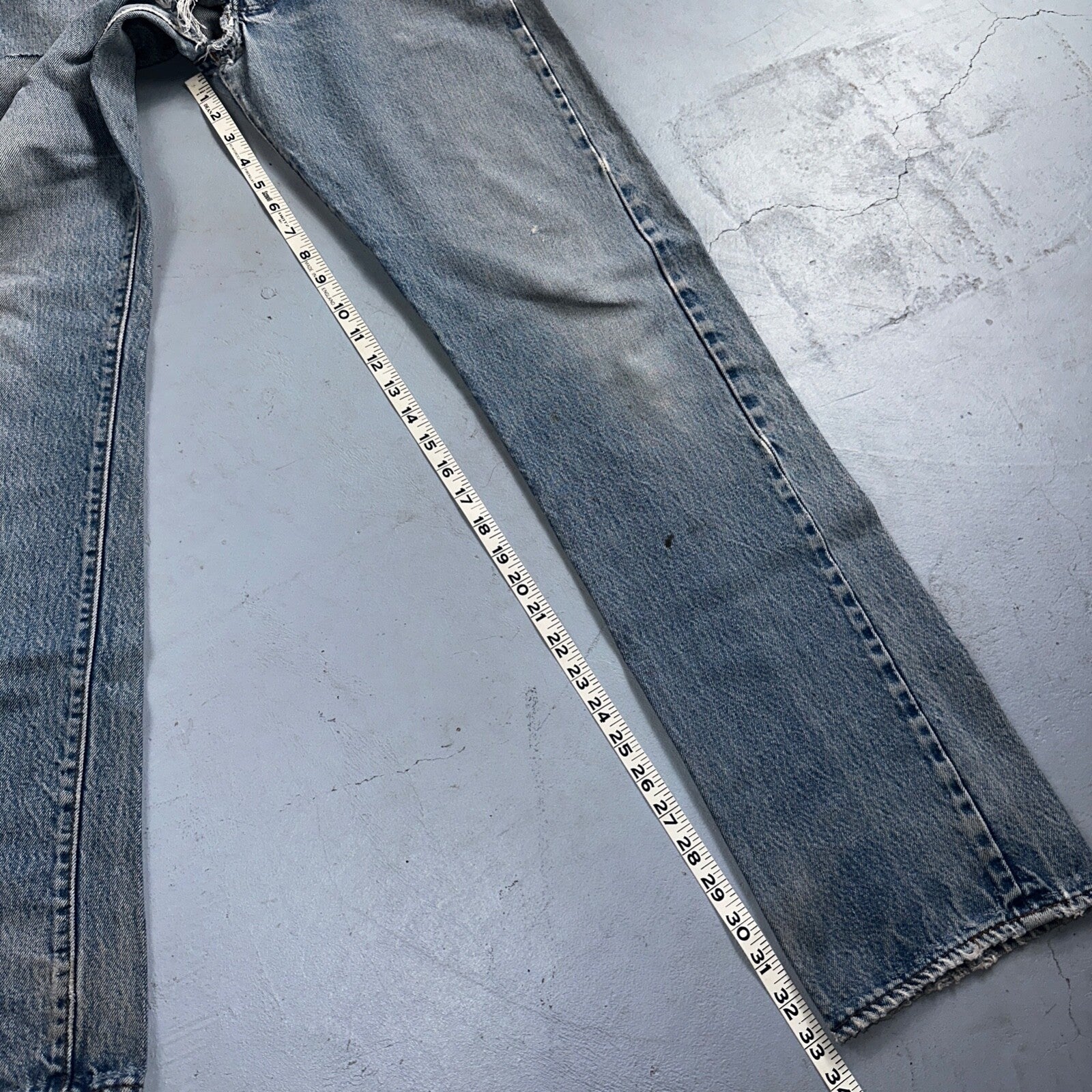 Levis 501 Vintage 80s Redline Selvedge USA XX Jeans Thrashed Light Act 30x33