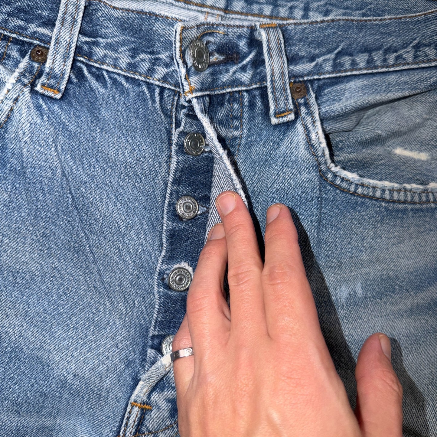 Levis 501 Vintage 80s Redline Selvedge USA XX Jeans Light Wash 34x38 Act 31x34