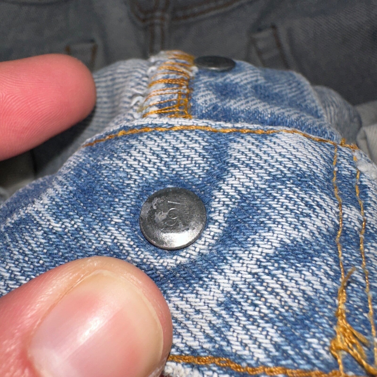 Levis 501 Vintage 80s USA XX Straight Leg Jeans Blue Light Wash 38x33 Act 34x29