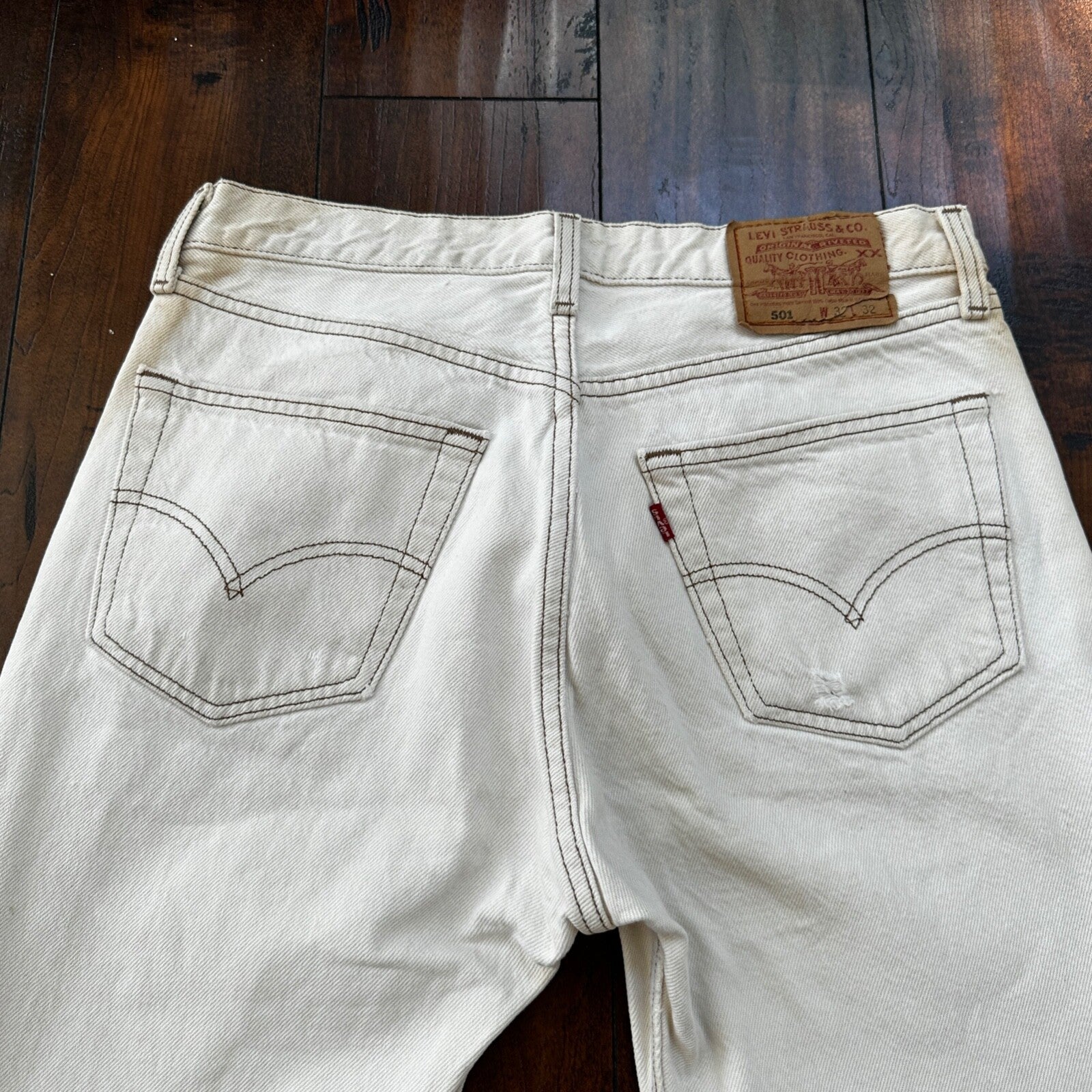 VTG 90s Levis 501 Button Fly 32x32 USA Tag Jeans Straight Wash White Act 30x31