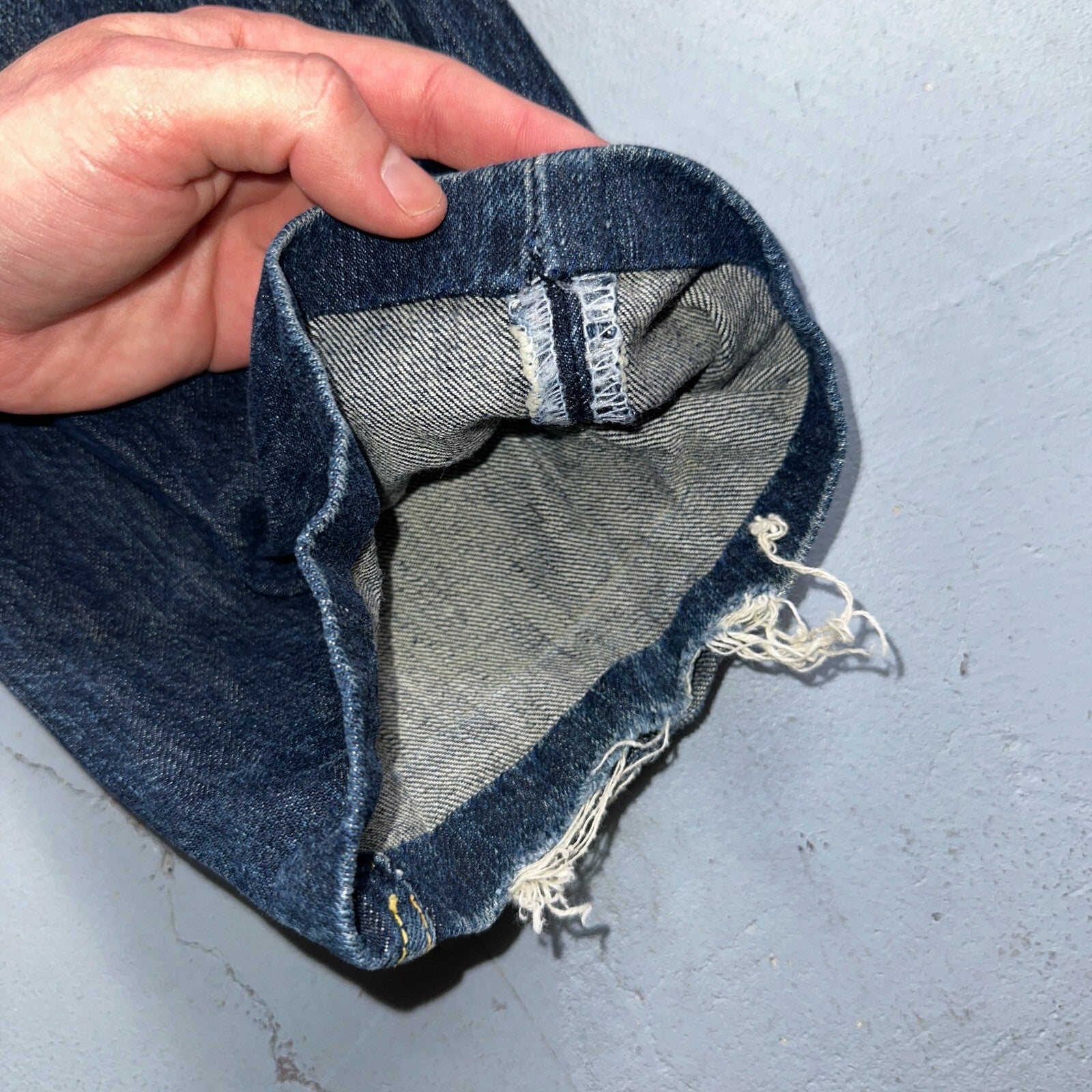 Levis 501 Vintage Y2K XX Straight Leg Jeans Blue Med Wash 34x34 Act 32x28