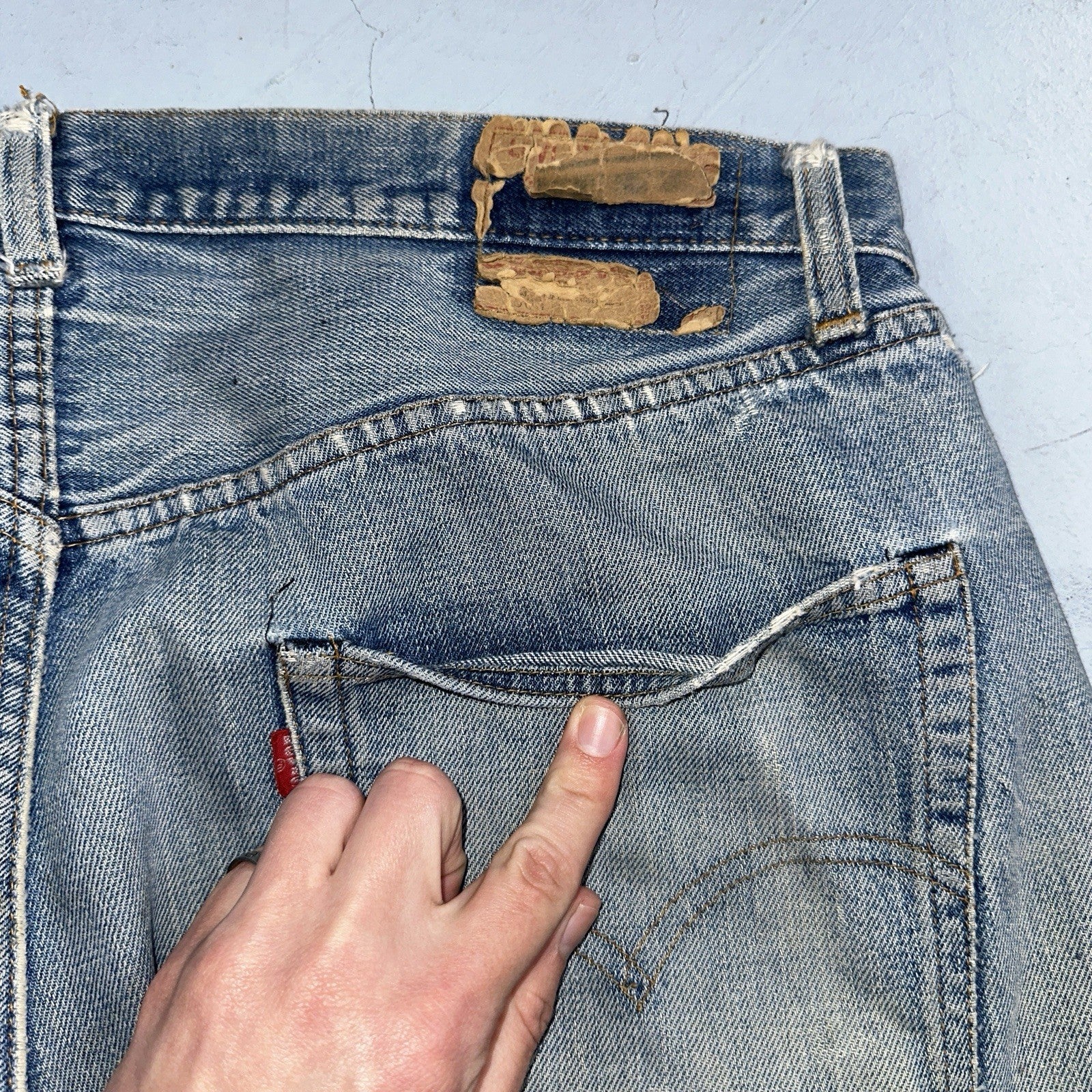 Levis 501 VTG 70s SS Redline Selvedge Jeans XX Med Wash Thrashed Act 35x26
