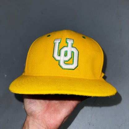 Nike True University of Oregon Hat UO Fitted Yellow Green Baseball Cap Ducks M/L