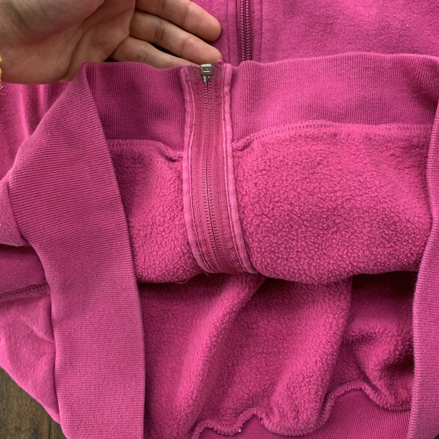VTG Nike Girls Pink Hoodie Tonal Center Swoosh Promo Rap 90s 80s