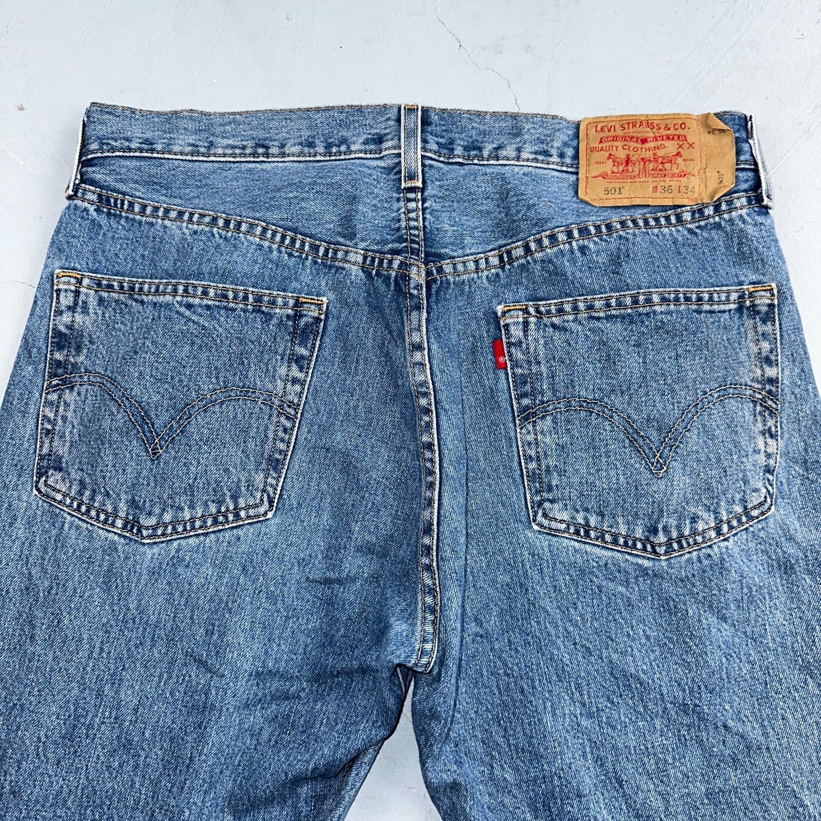 Levis 501 Vintage 90s XX Straight Leg Jeans Y2K Med Wash 36x34 Act 34x33