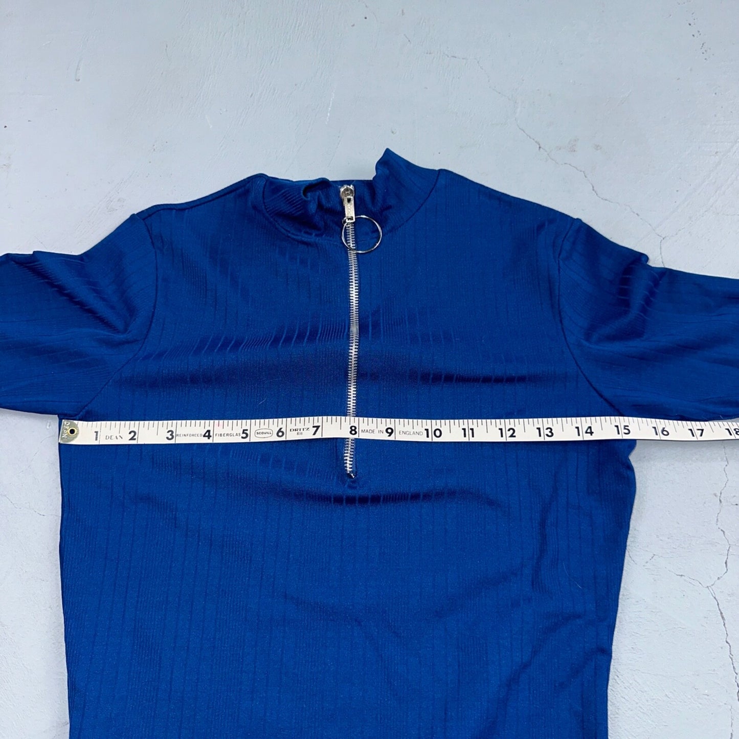 VTG 70s Womens M Sweater Blue Cozy Knit Pullover Short Sleeve High Rockabilly