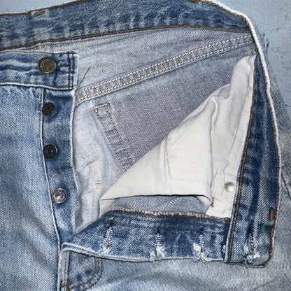 Levis 501 Vintage 80s USA XX Straight Leg Jeans Blue Thrashed 33x38 Act 31x33