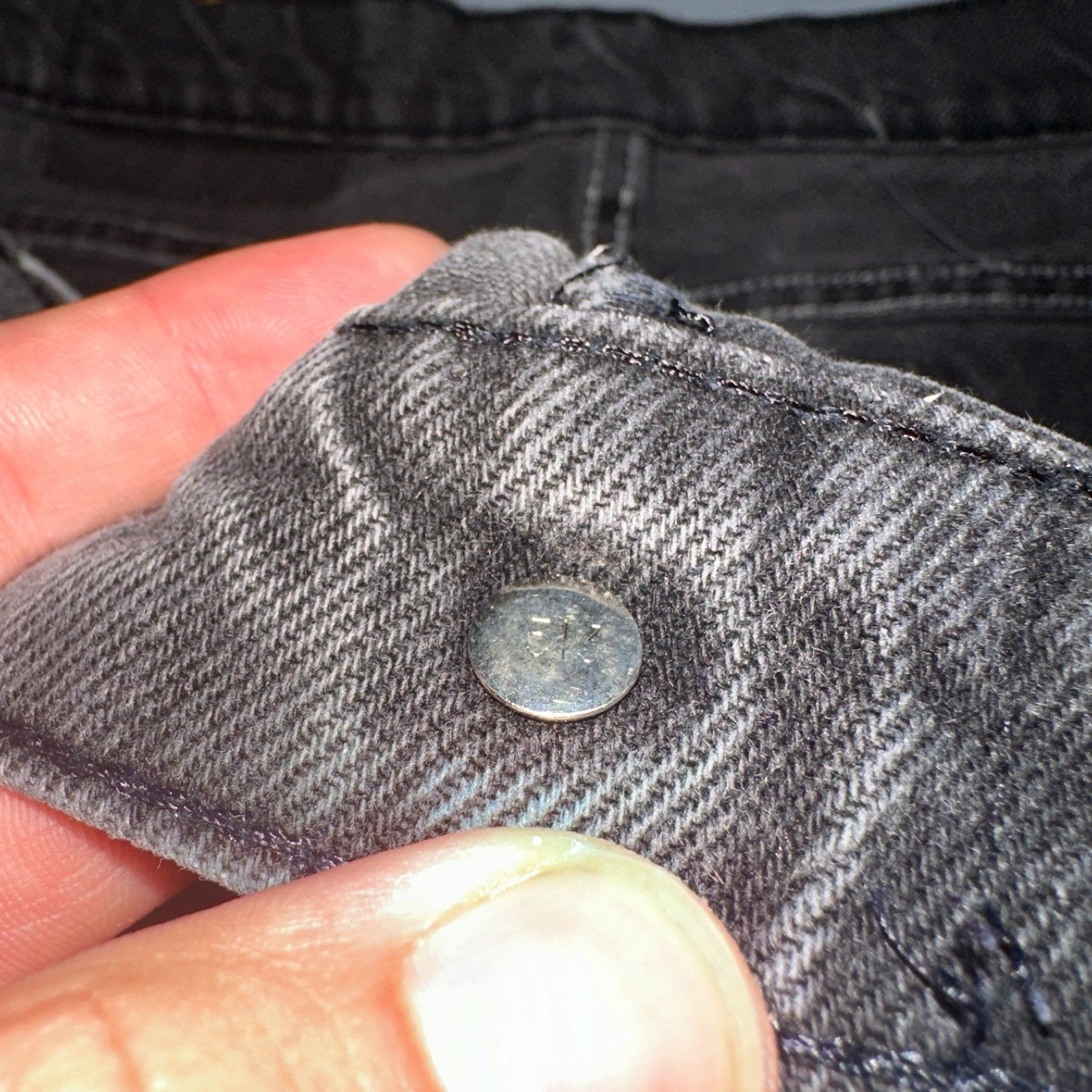 Levis 505 Vintage 90s USA Red Tab Jeans 36x32 Black Light Wash Act 34x27