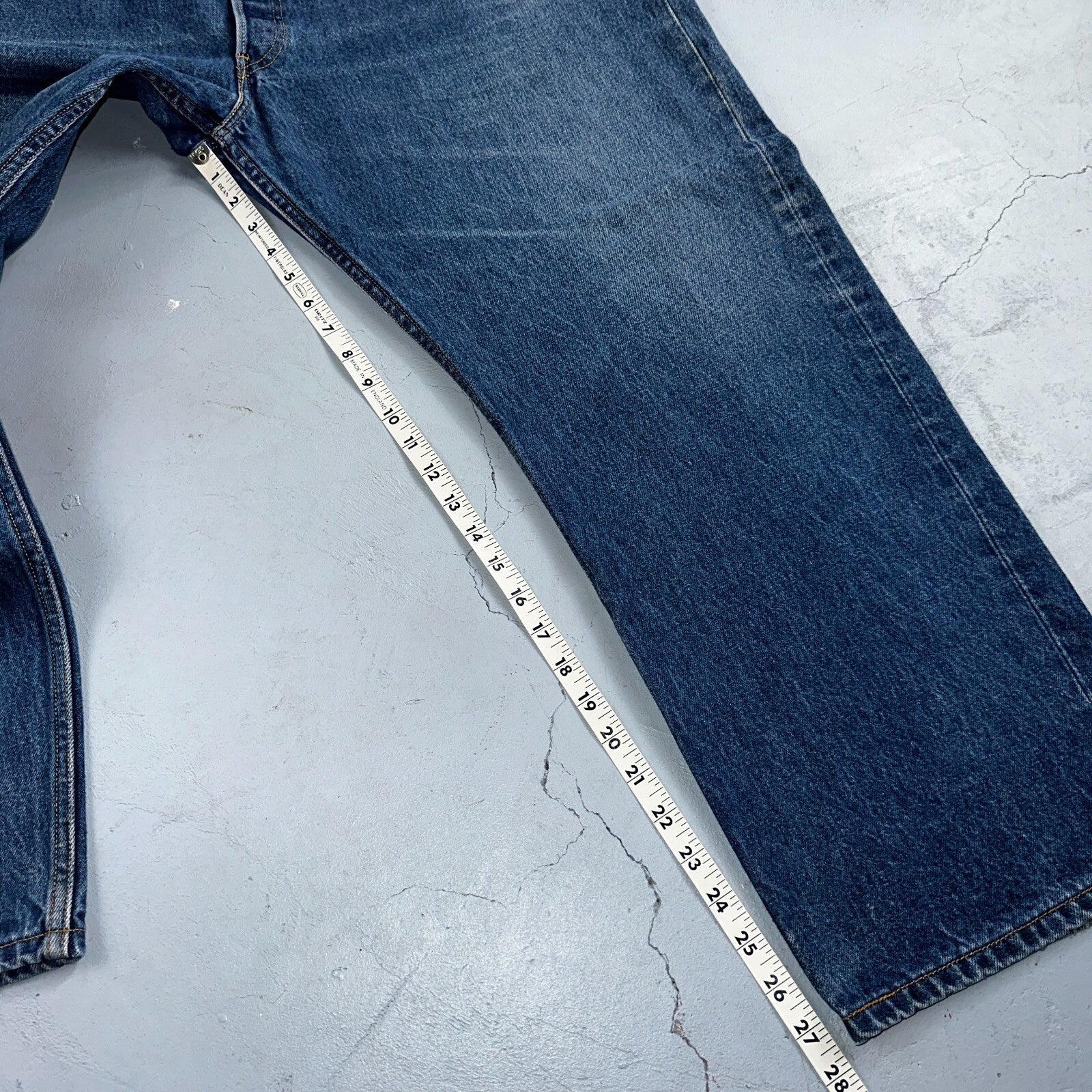 Levis 501 Vintage Y2K Mexico Straight Leg Jeans 46x30 90s Med Wash Act 44x27