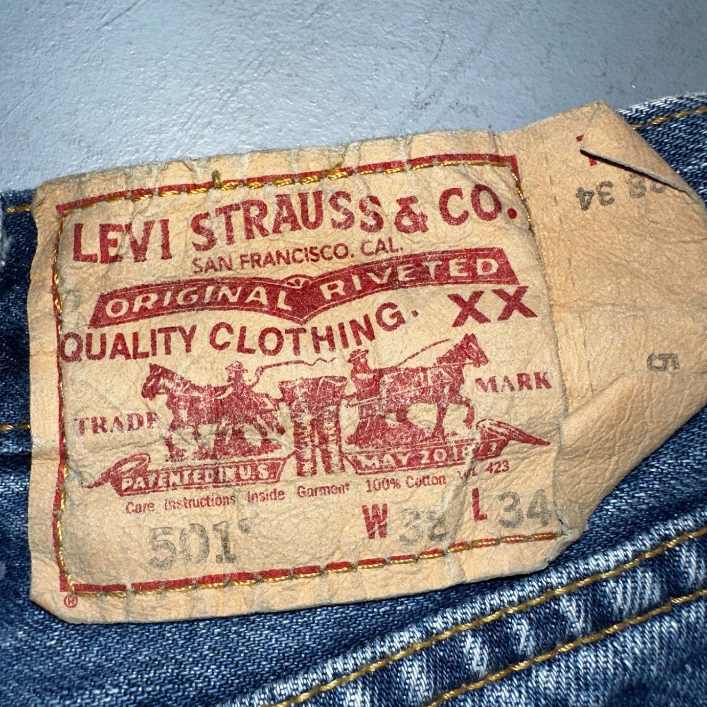 Levis 501 Vintage Y2K 90s XX Straight Leg Jeans Blue Med Wash 38x34 Act 37x33