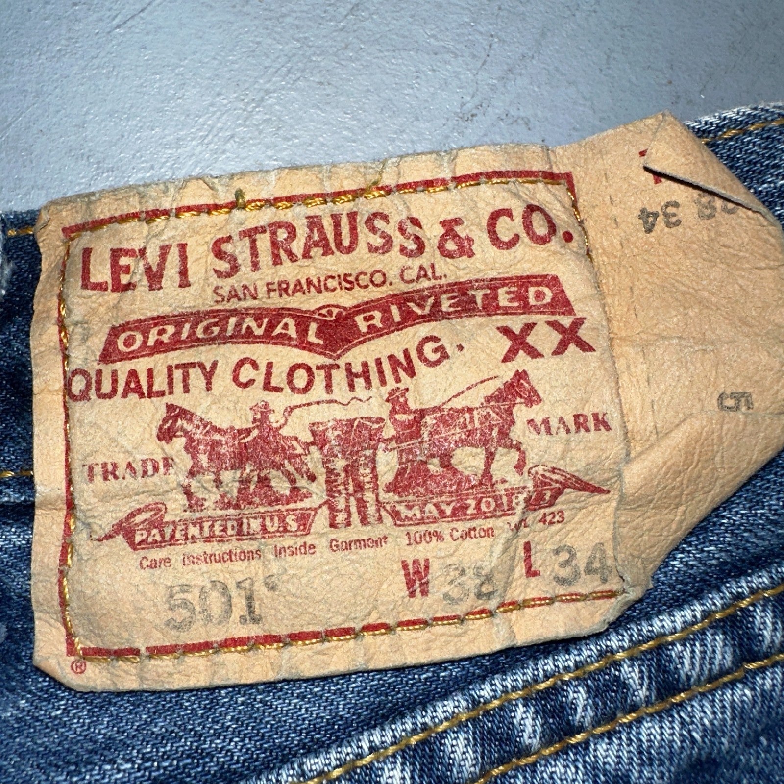 Levis 501 Vintage Y2K 90s XX Straight Leg Jeans Blue Med Wash 38x34 Act 37x33