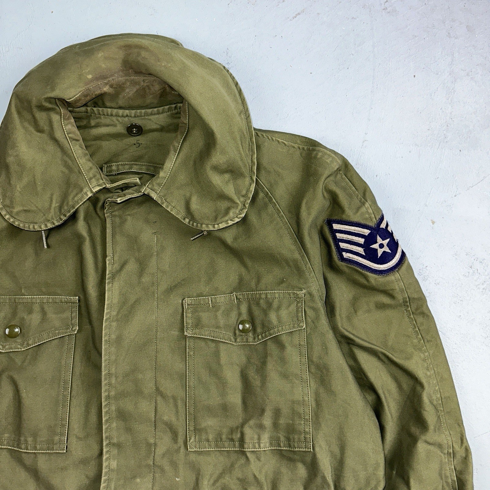 Vintage US Military OG-107 Cotton Sateen Wind  Jacket Small Regular 1961 Patches