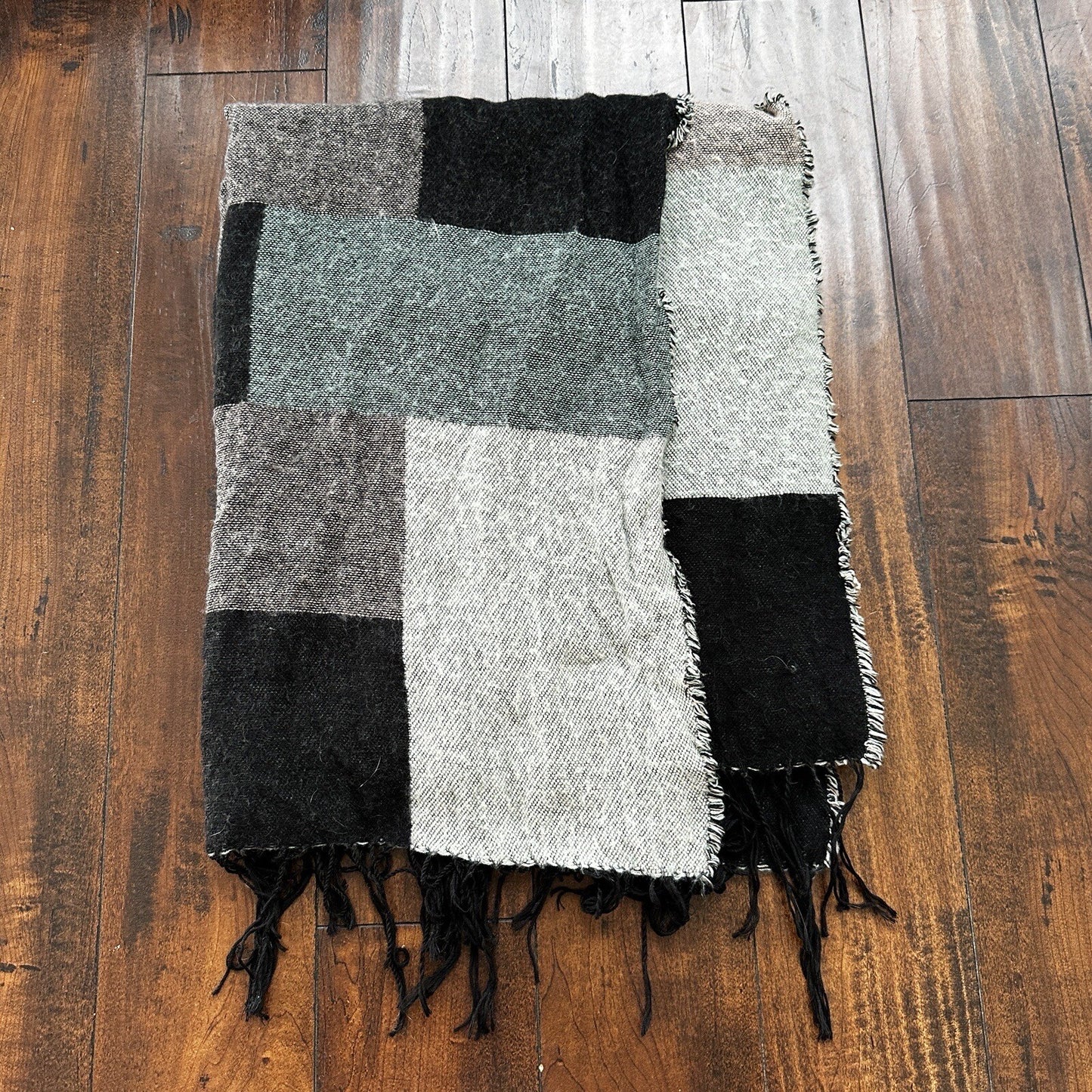 VTG Scarf Beautiful Pastel Colors Taylor Vibes Huge Big Size Wrap Cute Winter