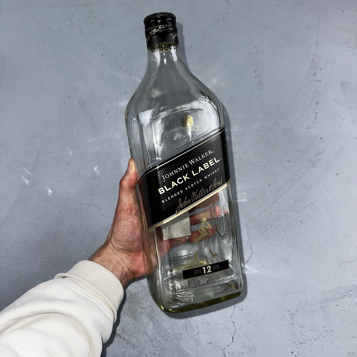 Black Label Johnnie Walker Whiskey 1.75L Empty Bottle Collectors Rare Vtg