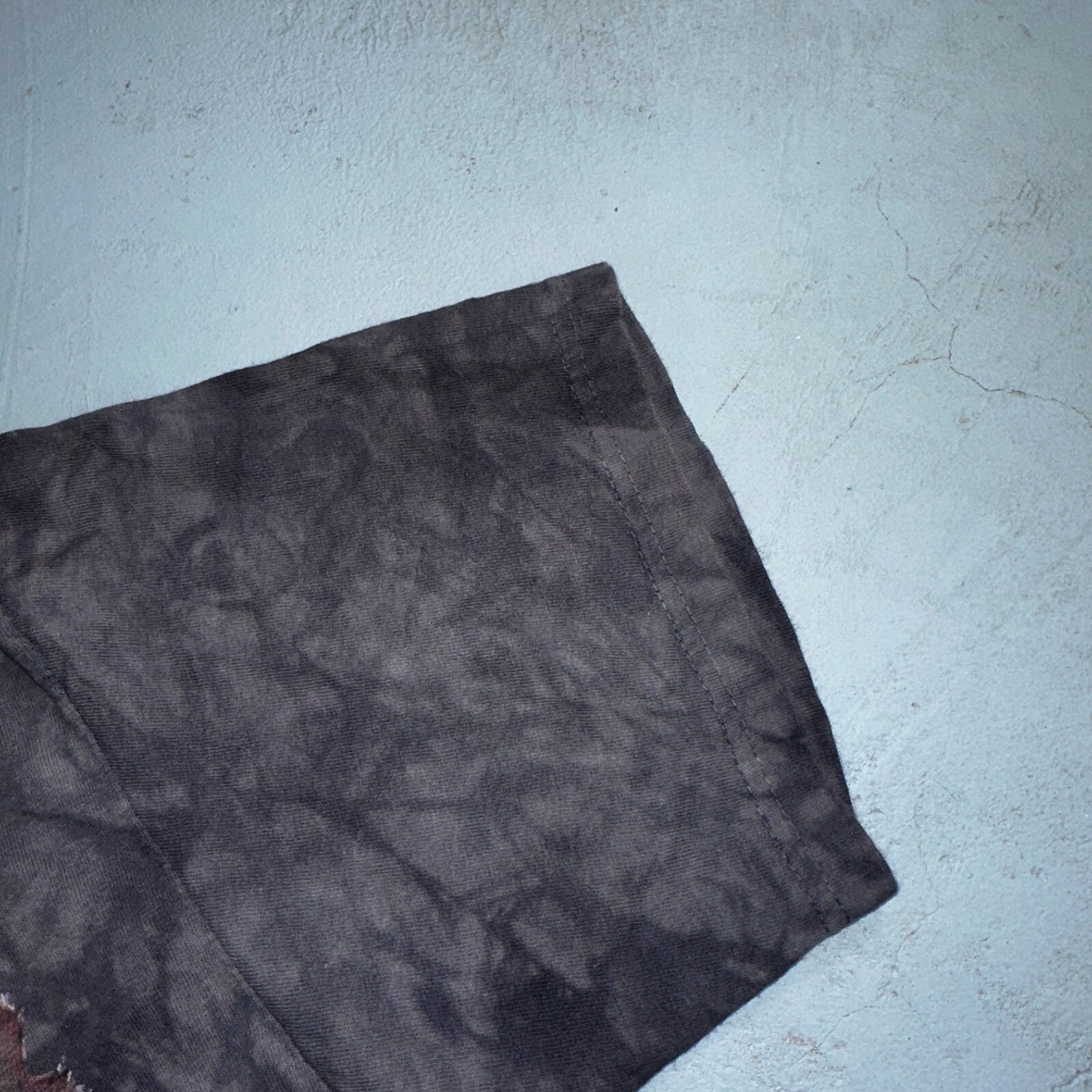 The Mountain Shirt Mens XL Rhinoceros Tie Dye Purple 2013 USA Rhino Wild Animal