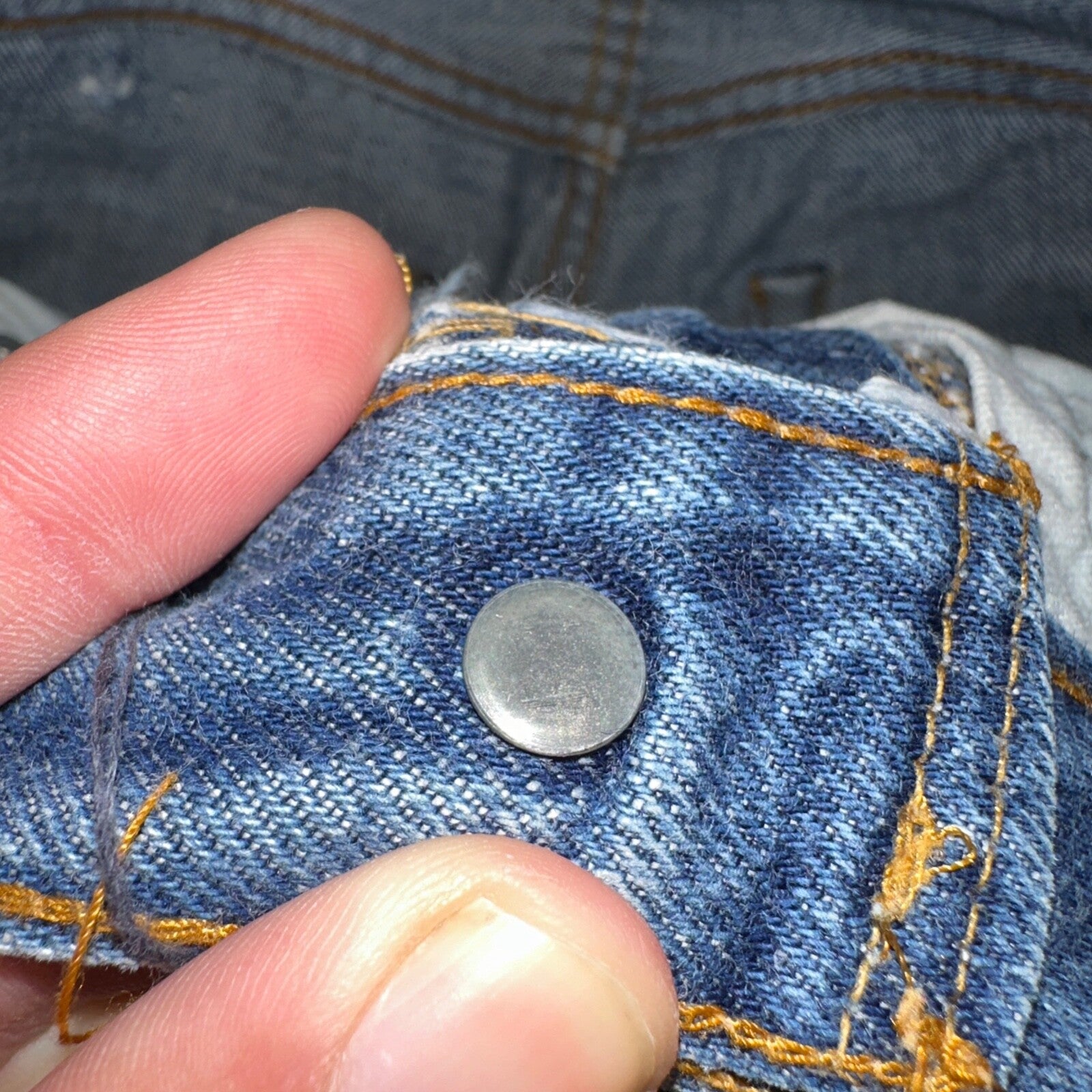 Levis 501 Vintage 80s Redline Selvedge USA XX Jeans Med Wash 28x36 Act 27x32