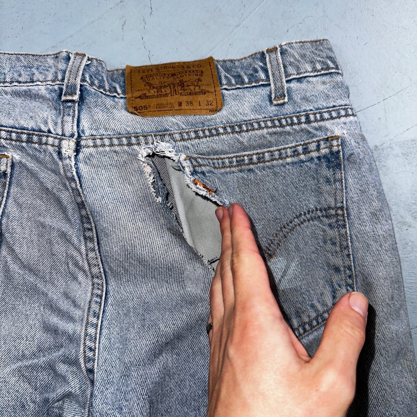 Levis 505 Vintage 90s Mexico Orange Tab Jeans 38x32 Blue Light Wash Act 36x30