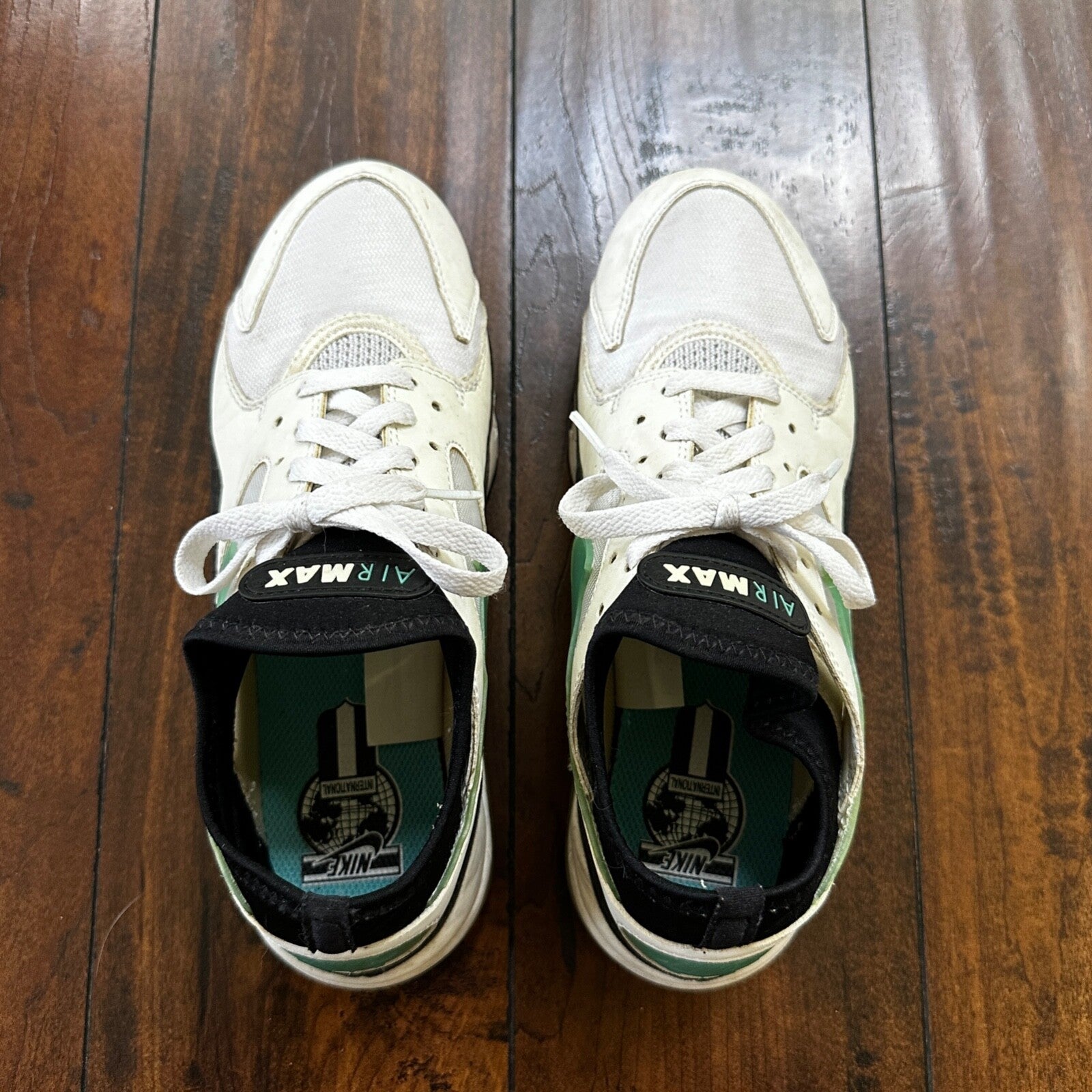 Nike Sneakers Womens 8.5 White Green Air Max 93 Dusty Cactus Athletic 307167-100