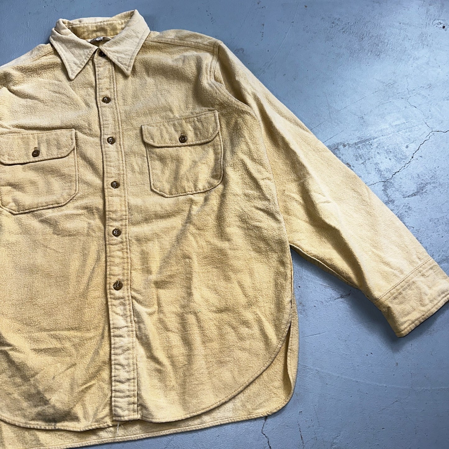 Vintage Woolrich Chamois Button Up Shirt Heavy Cotton Mens XL USA Yellow 70s