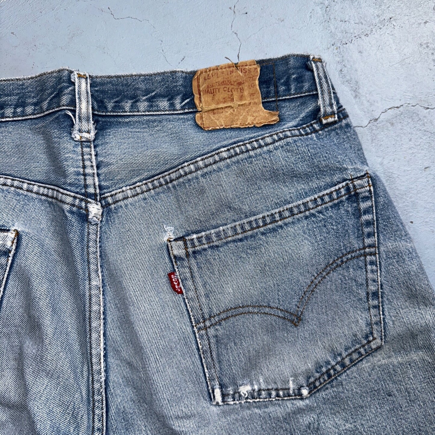 Levis 501 Vintage 80s Redline Selvedge USA XX Jeans Light Wash 36x36 Act 33x32