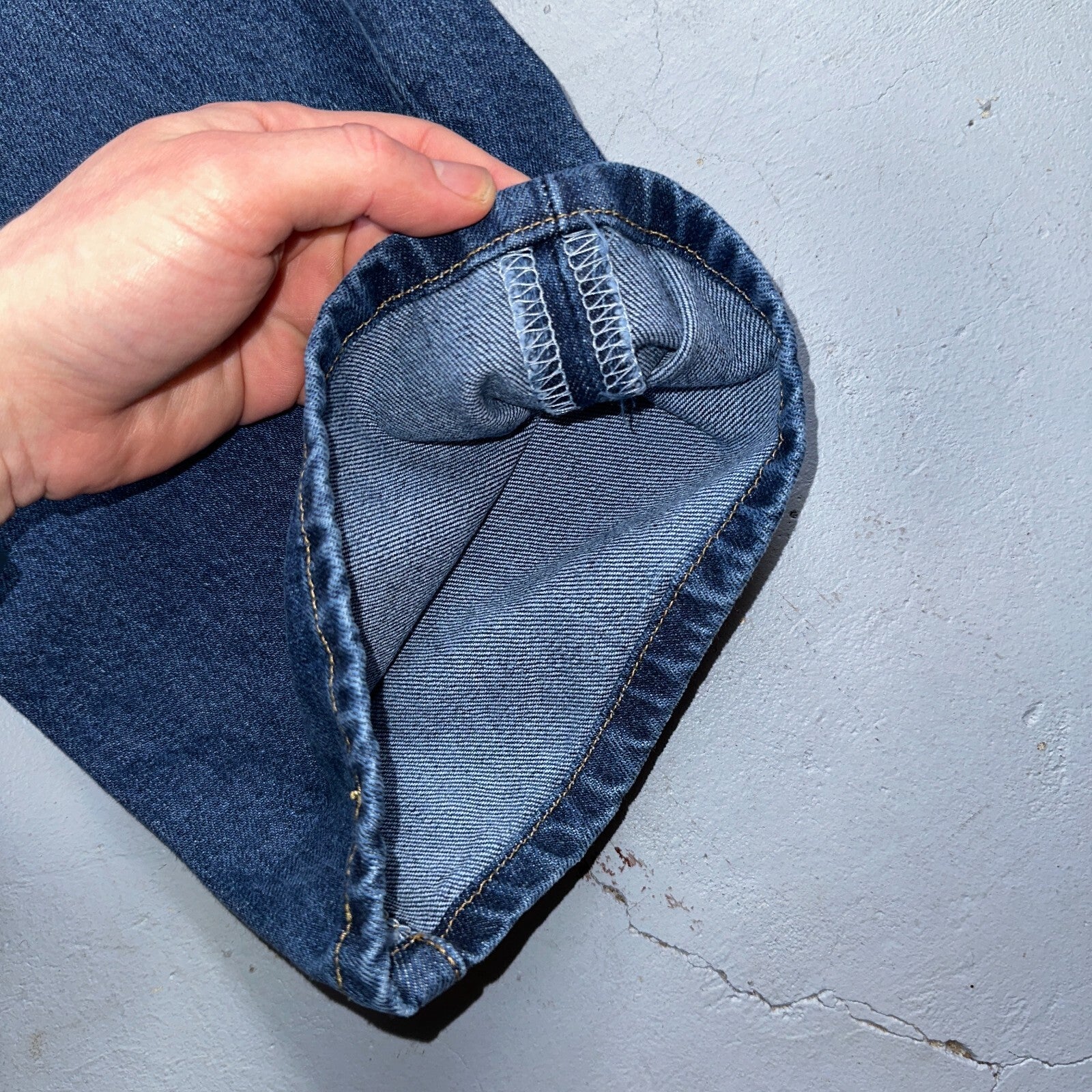 Levis 501 Vintage Y2K Columbia Straight Leg Jeans 36x34 90s Med Wash Act 35x34