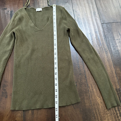 Ambiance Womens Medium Army Green Long Sleeve Crop Top V Neck Cute T Shirt