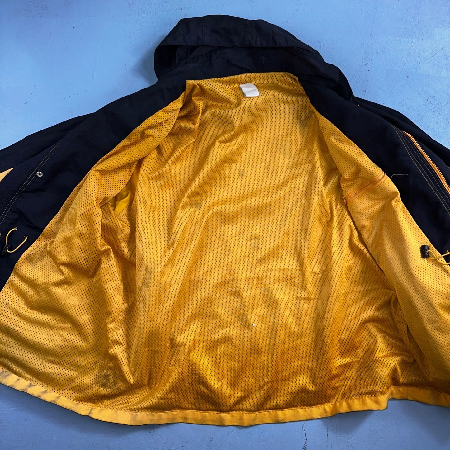 Carhartt C48 YLW Workwear Jacket Stains Mesh Lined Full Zip Hooded XL Yellow