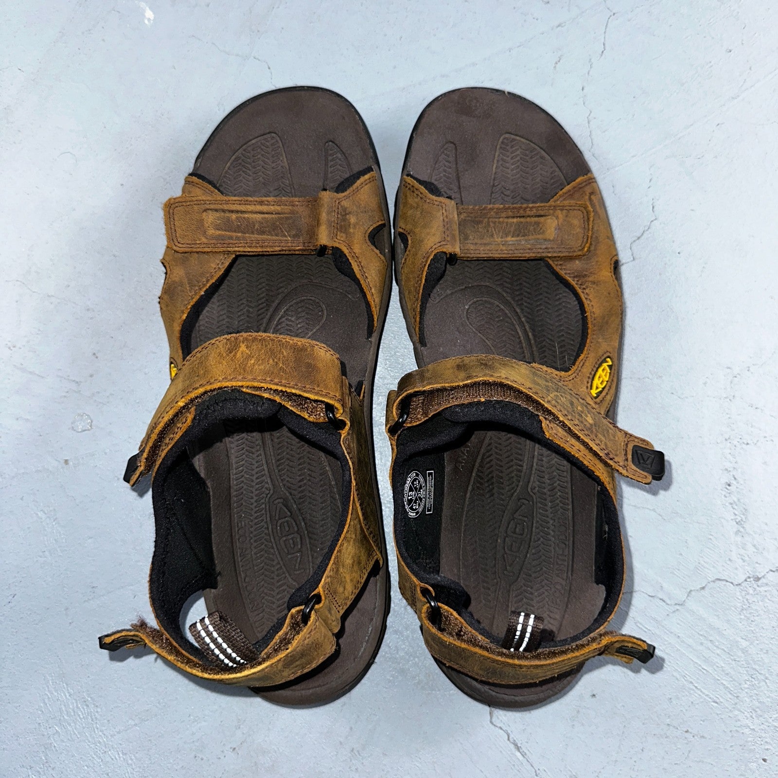 Keen US Mens Size 13 M Targhee III Open Toe Adjustable Waterproof Sandal Brown