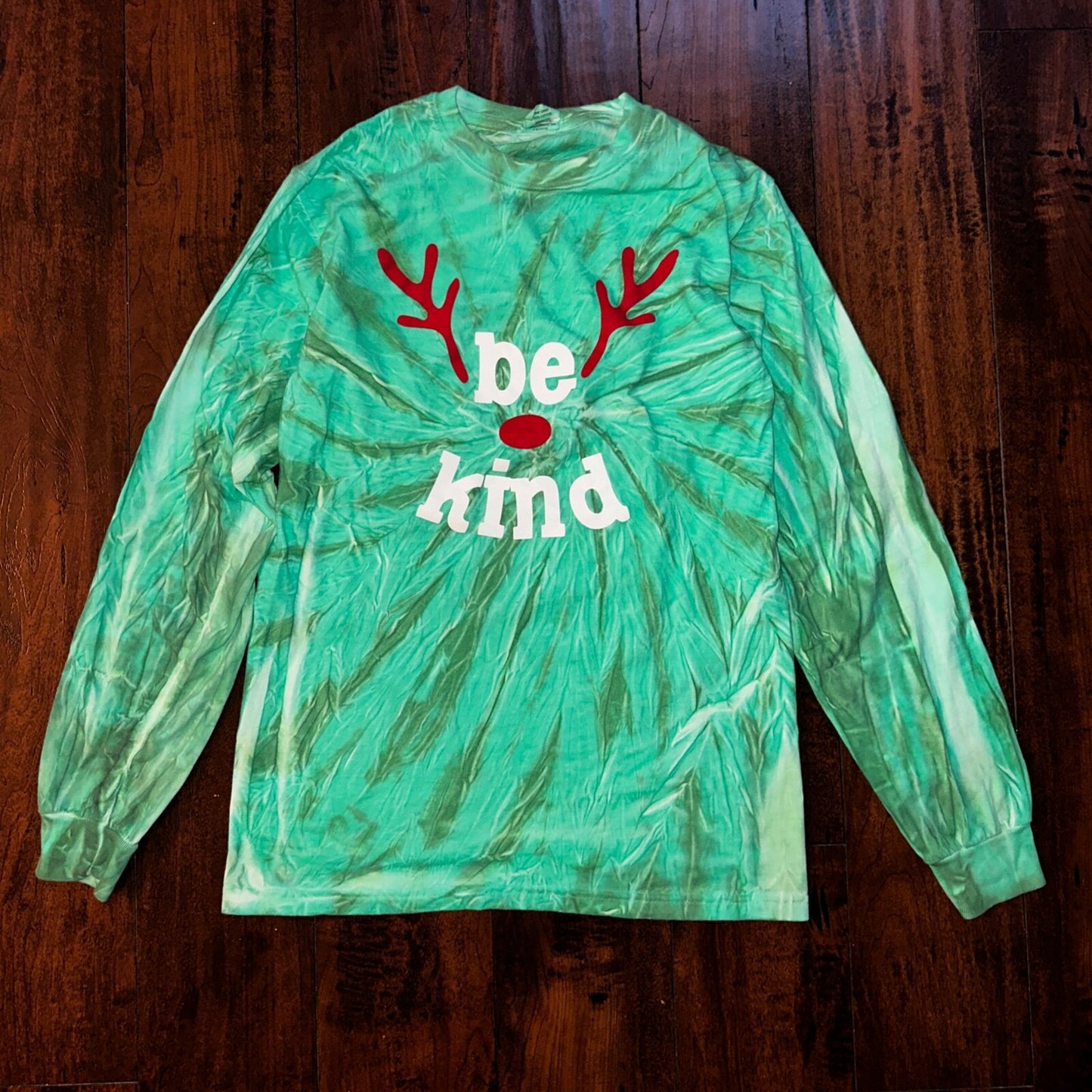 Be Kind Crazy Tye Dye Funny Christmas USA Vintage T Shirt Green Camo