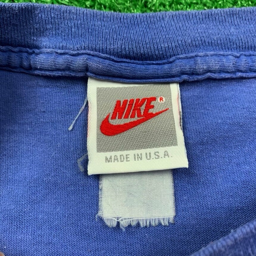 Nike Vintage T Shirt 90s Rare Chronicle Design Team Beer Relay Earth Employee 