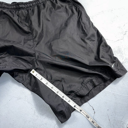Nike VTG Shorts Mens Large Black 90s Nylon Soccer Futbol Glanz Basic Essential