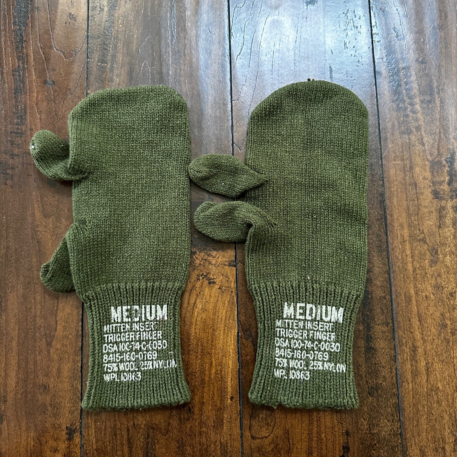 VTG 1970s DSA 74 Trigger Finger Mitten Inserts US Army Military Wool Knit Medium