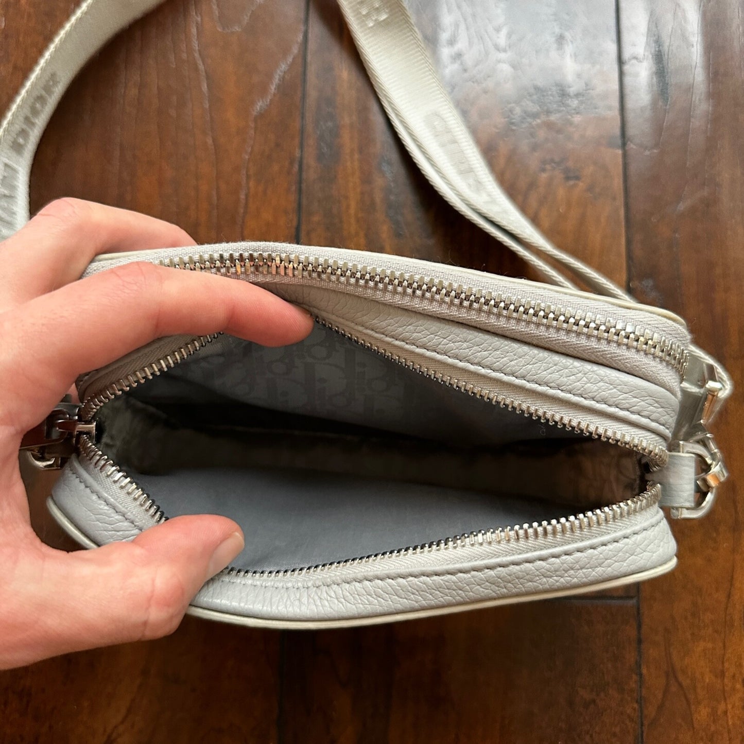 Nike Air Dior Jordan Wings Logo Grey Logo Small Rare Shoulder Bag 100% Authentic