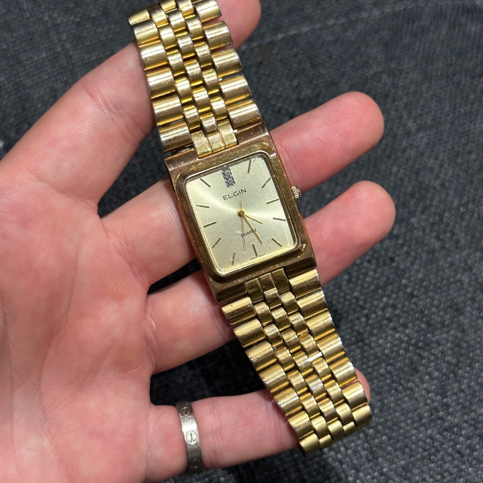 Ladies ELGIN Classic Gold Tone Petite Dress/Casual Bracelet Watch VTG Square