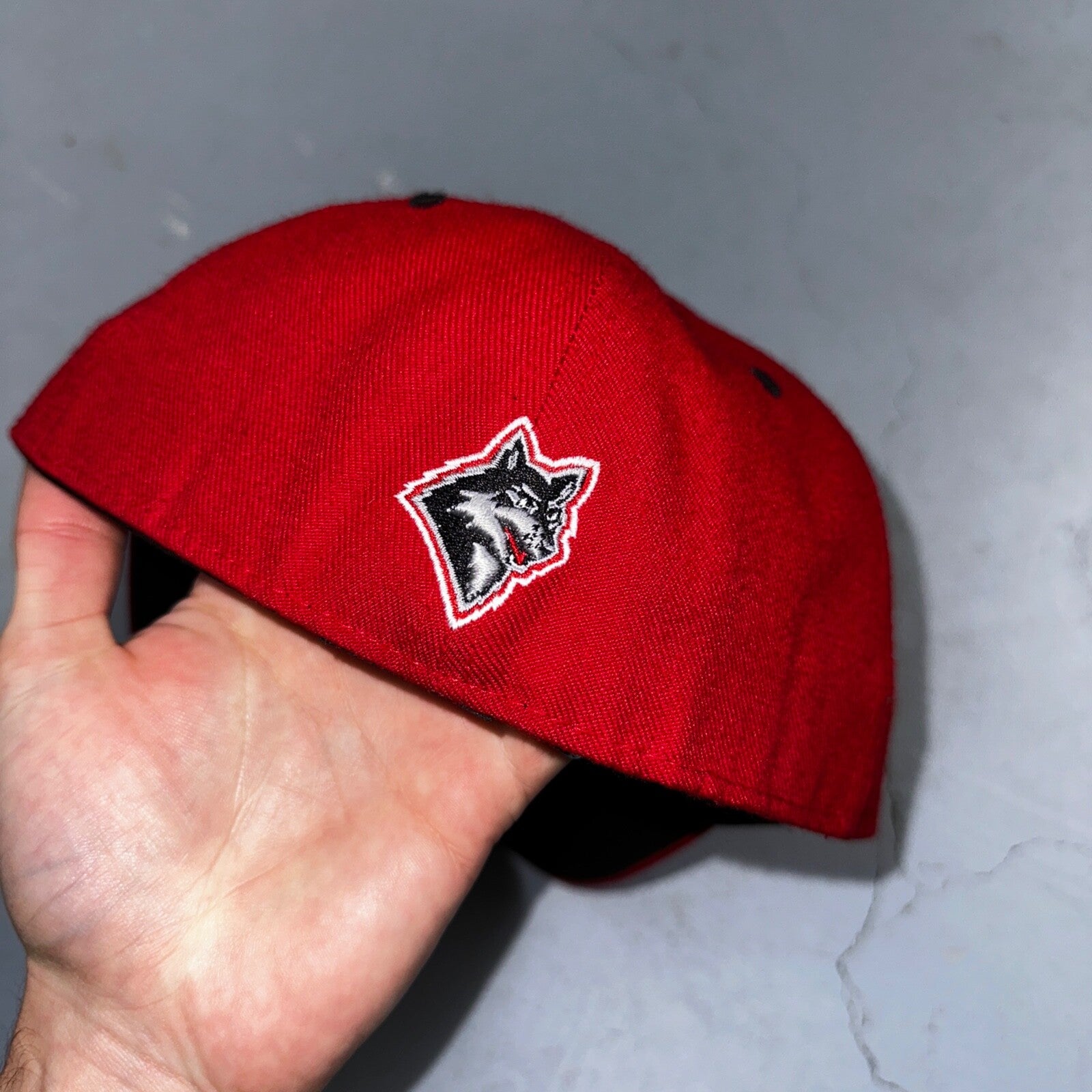 Wisconsin Badgers Red Snap Back Baseball Trucker Hat Cap VTG Zephyr Korea 80s