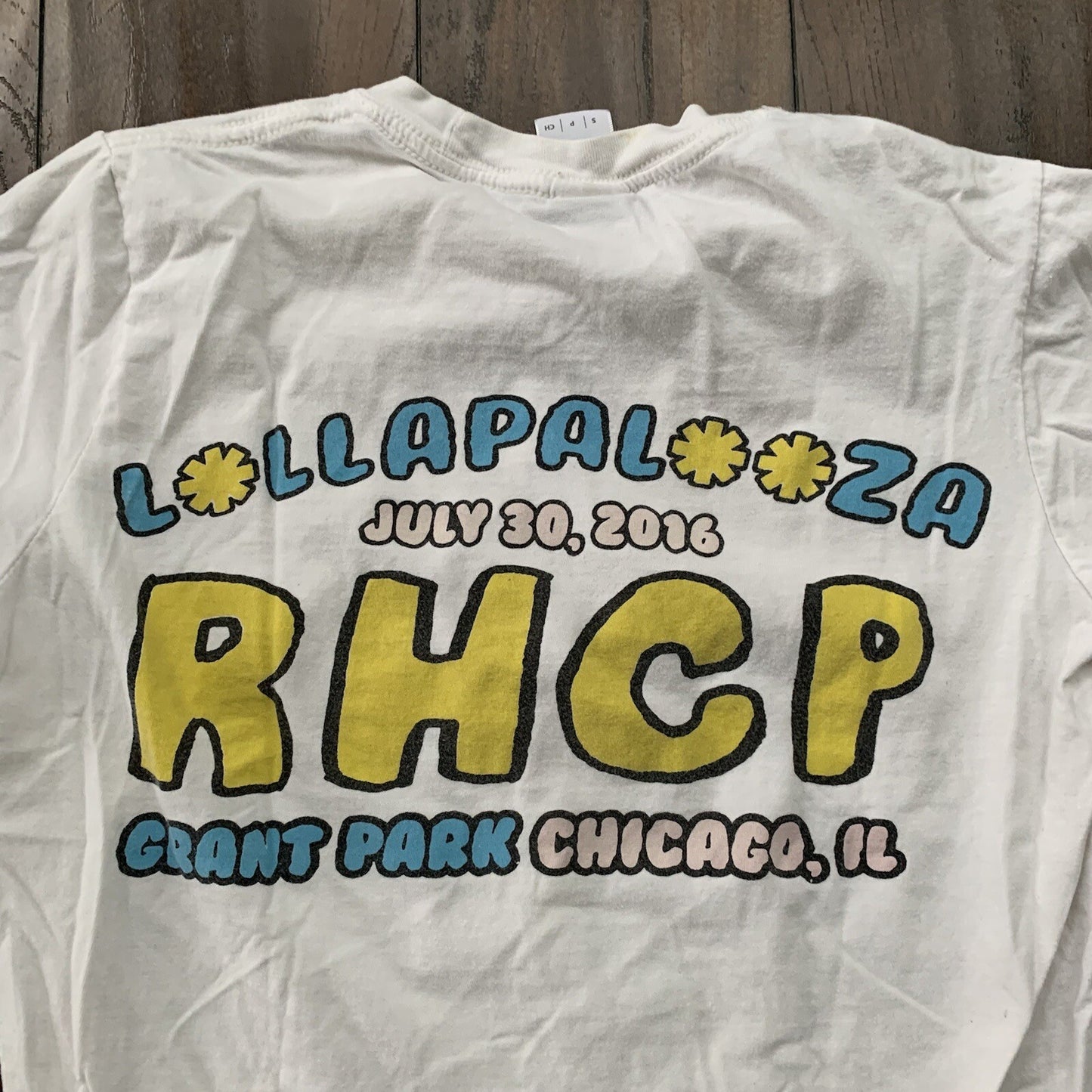 Red Hot Chili Peppers Vintage Style 2016 T Shirt Small Lollapalooza Rap Music