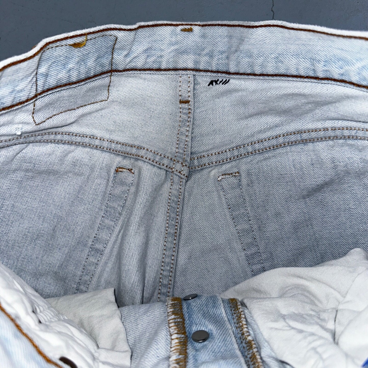 Levis 501 Vintage 90s USA XX Straight Leg Jeans Blue Light Wash 32x34 Act 29x26