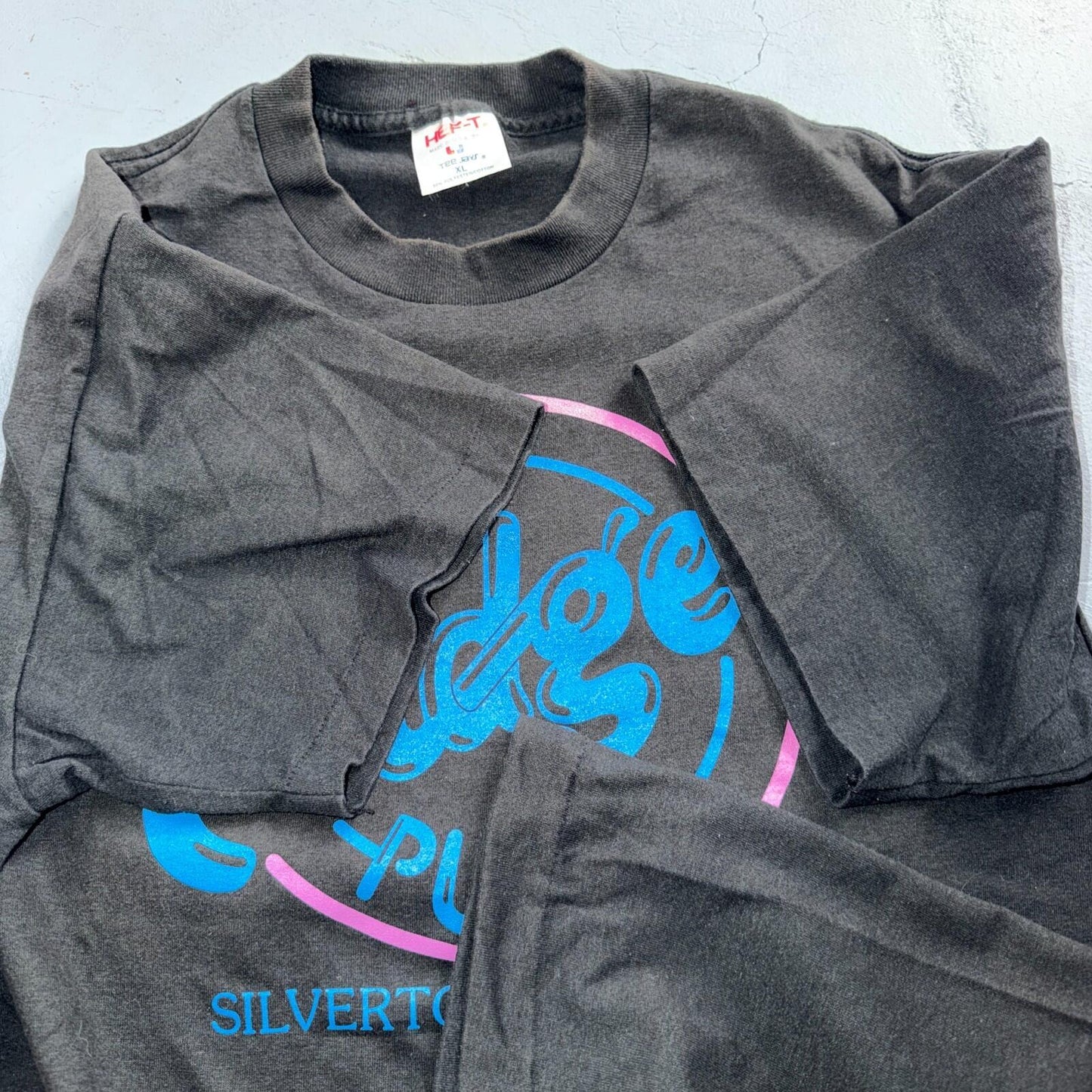 Pudges Pub Silverton VTG T Shirt 90s Oregon Portland Food PDX Drinking Black
