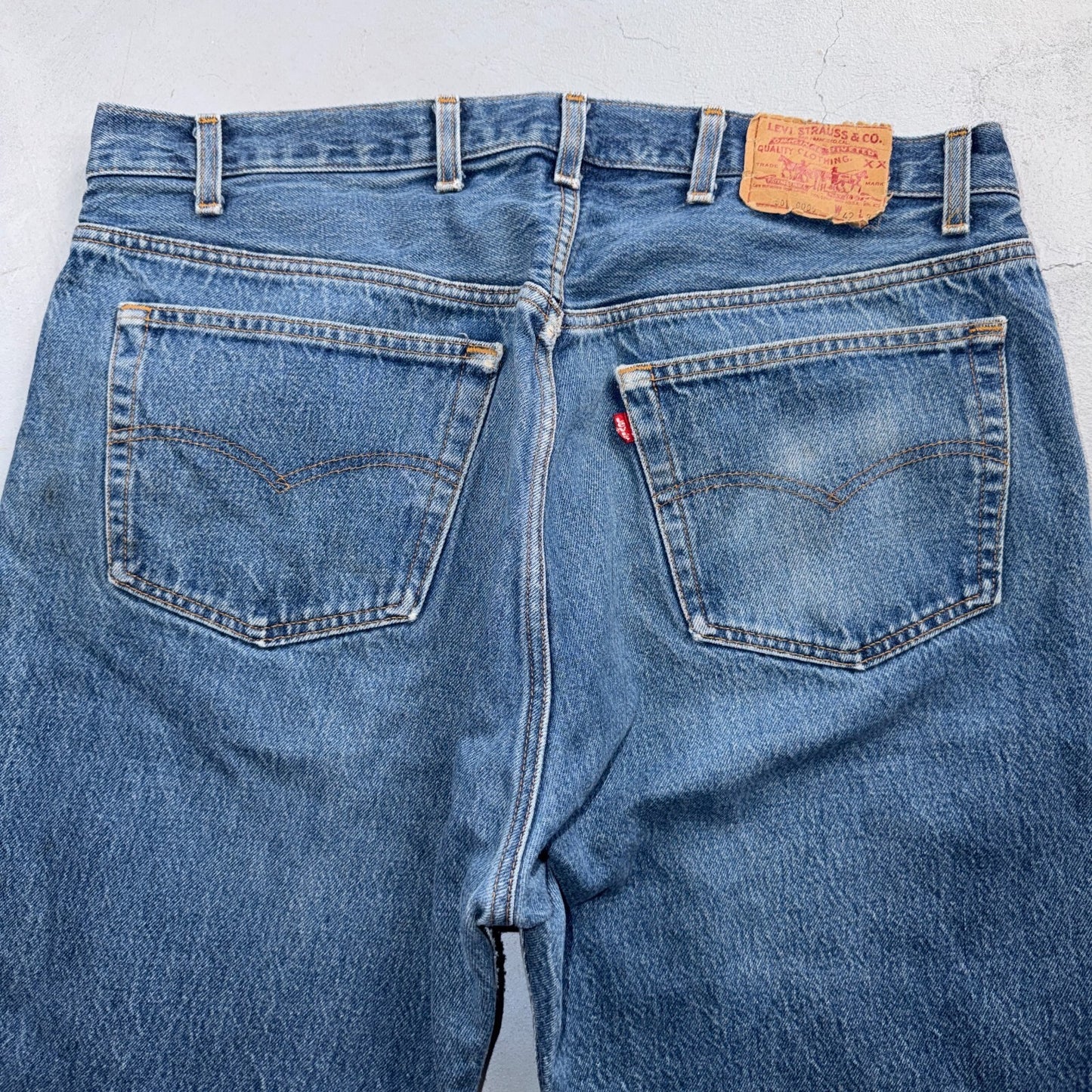 Levis 501 Vintage 80s USA XX Straight Leg Jeans Blue Light Wash 42x34 Act 38x29