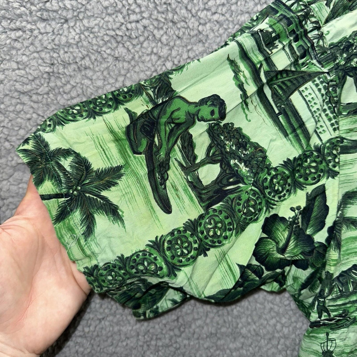 Vintage 50s Hawaiian Aloha Print Shirt Rockabilly Honolulu 60s Button USA Green