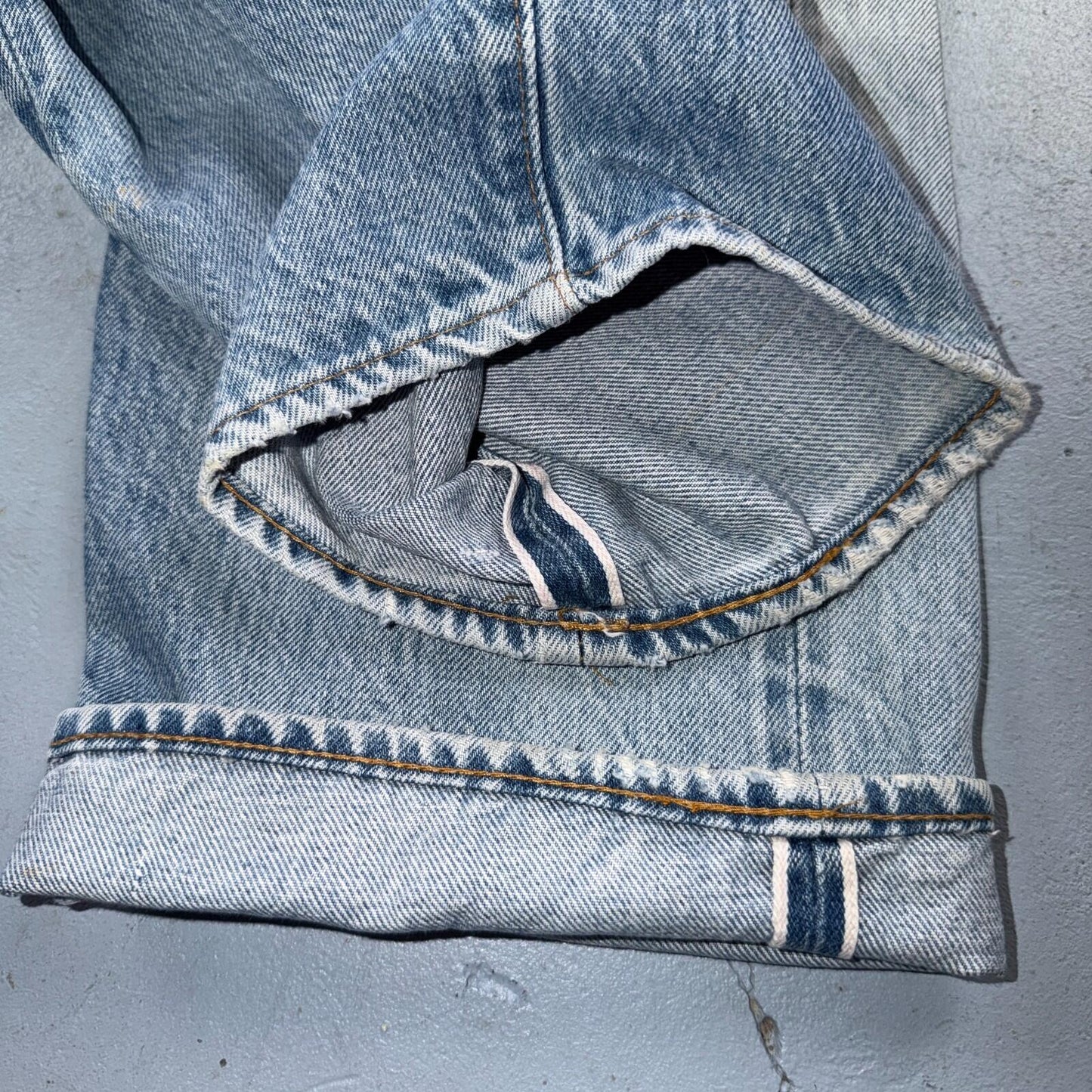 Levis 501 Vintage 80s Redline Selvedge USA XX Jeans Light Wash 34x32 Act 32x29