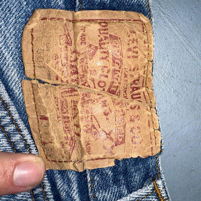 Levis 501 Vintage 80s USA XX Straight Leg Jeans Blue Light Wash 32x33 Act 29x27