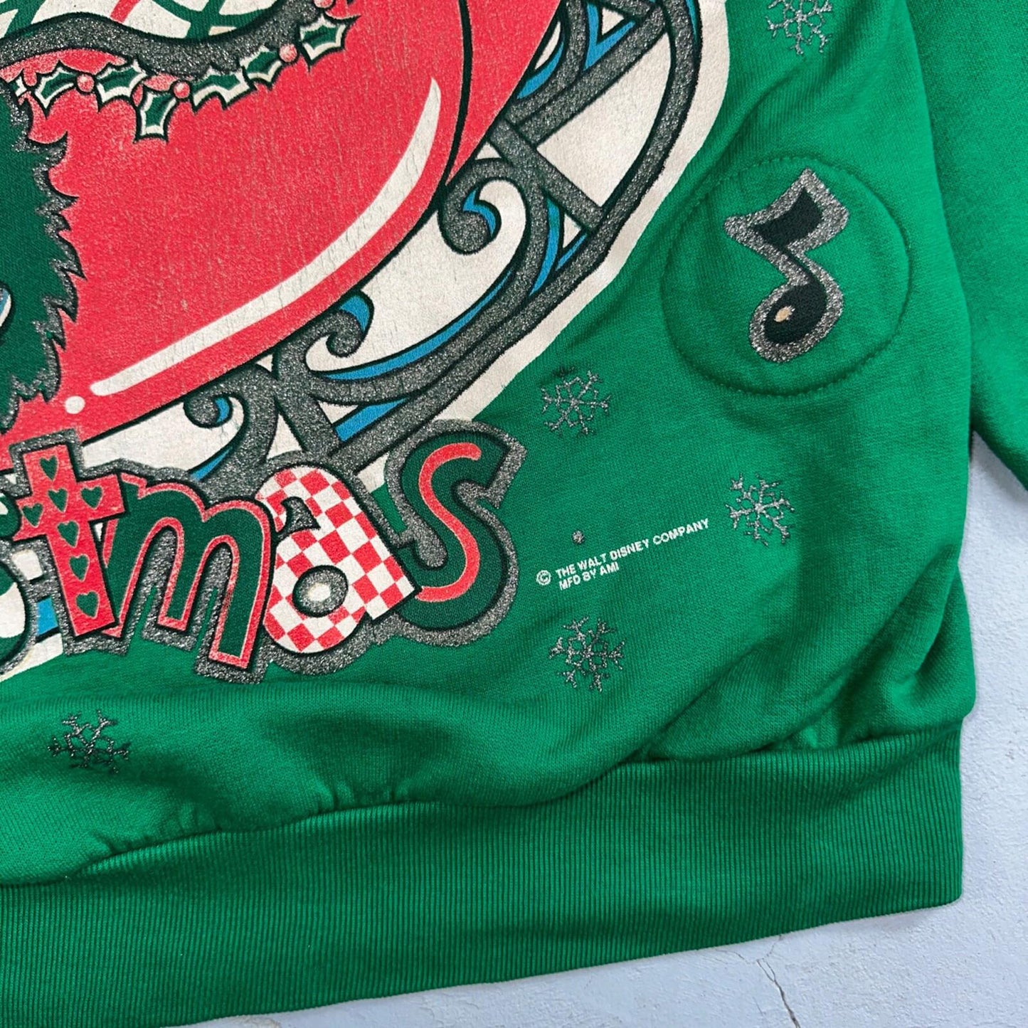 Vintage Disney Christmas Sweatshirt Crewneck Cartoon Mickey Happy Holidays Cute