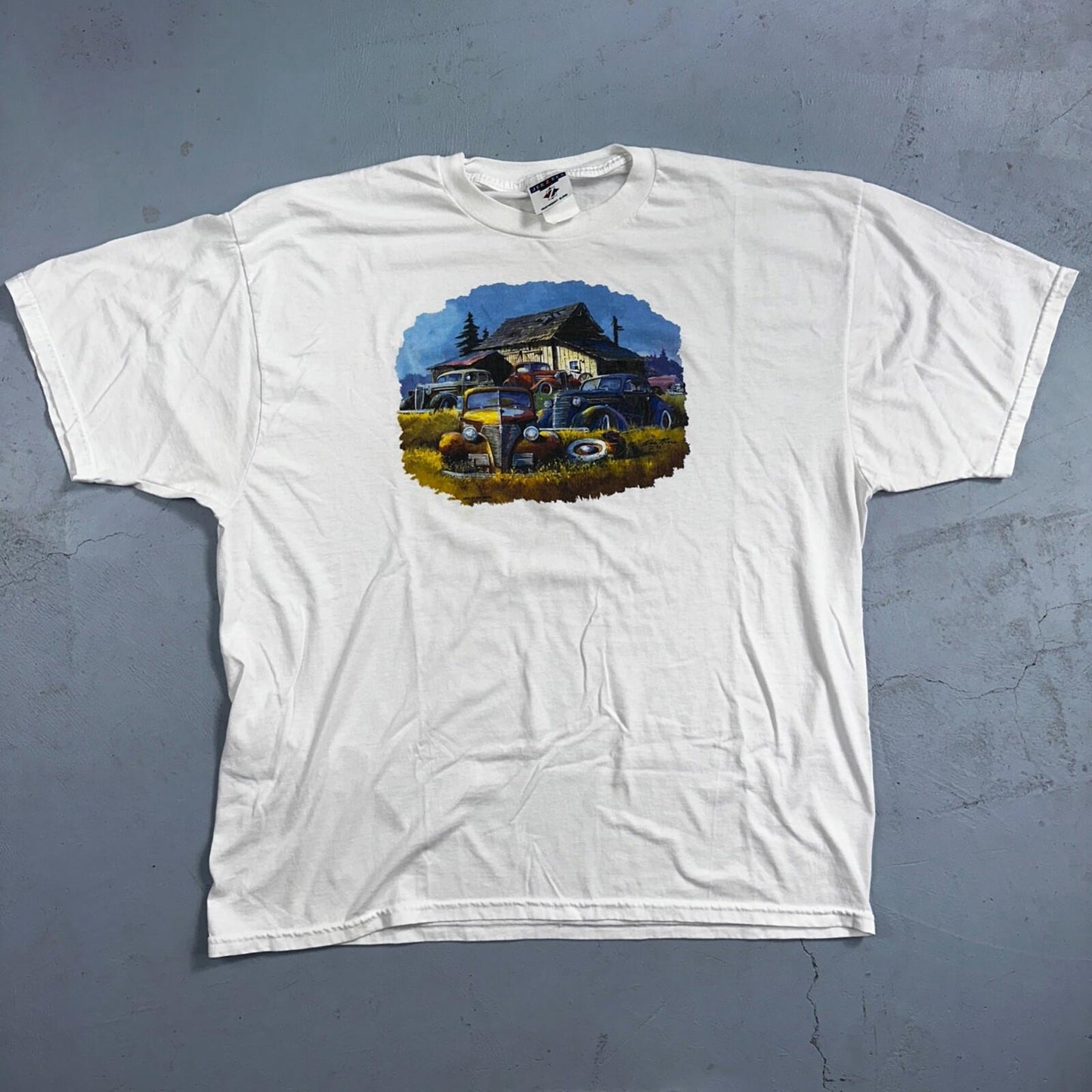Antique Cars Farm House VTG T Shirt Jerzees Fun Grandpa Core Racing Y2K White