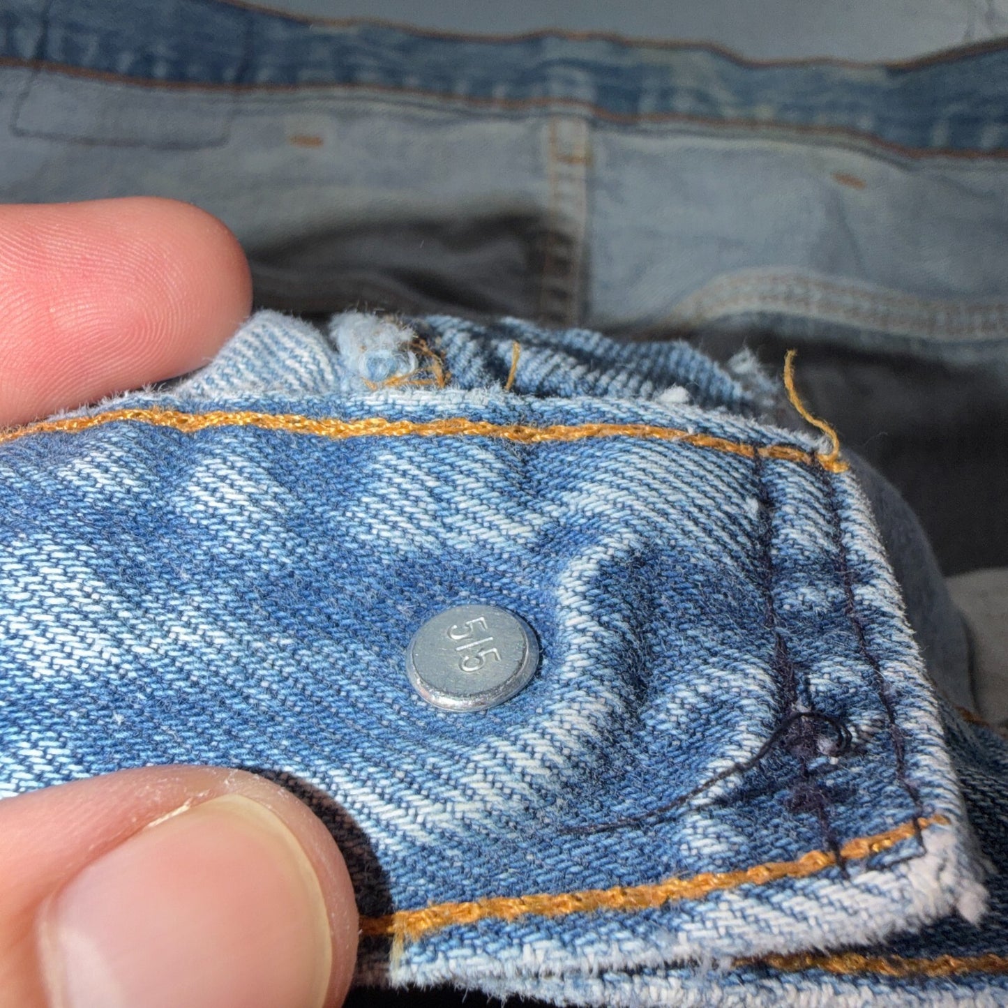 Levis 501 Vintage 80s USA XX Straight Leg Jeans Blue Light Wash 42x32 Act 40x31