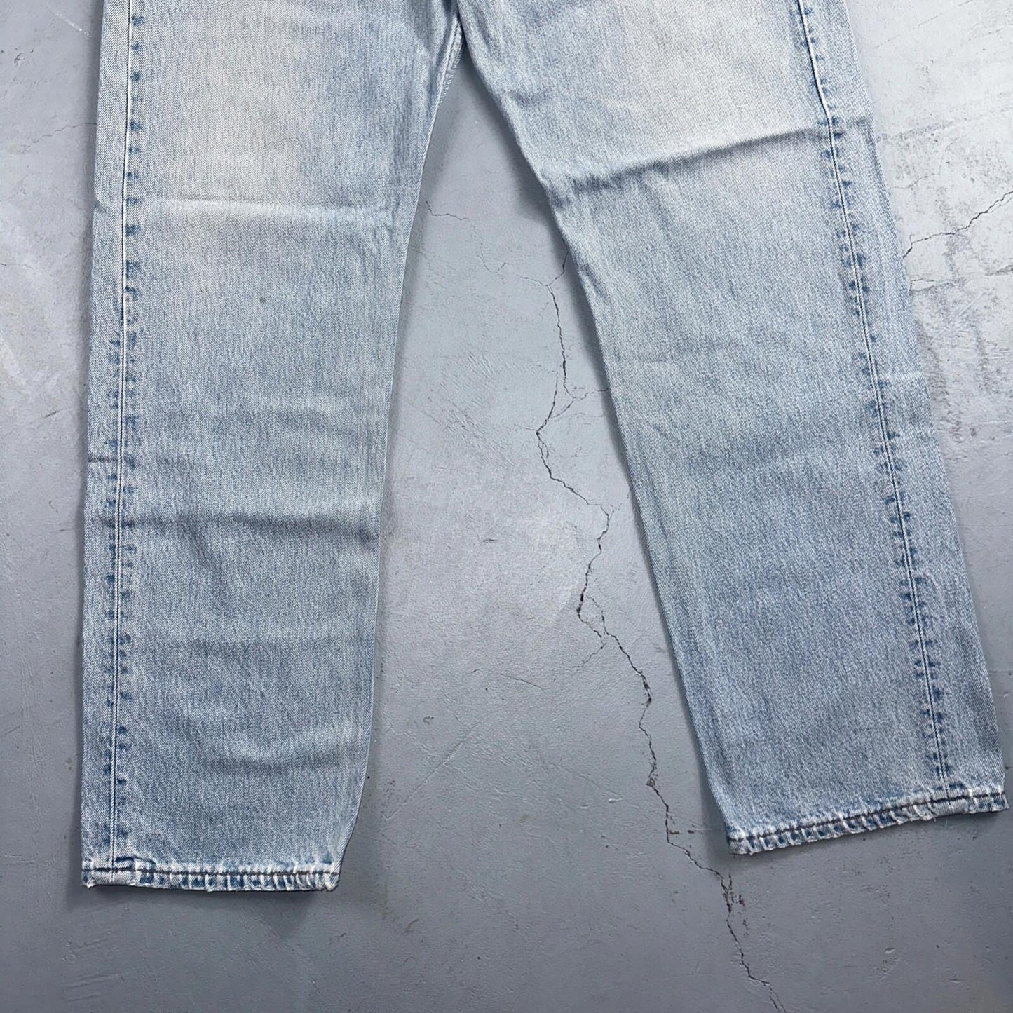 Levis 501 Vintage 90s USA XX Straight Leg Jeans Blue Light Wash 38x32 Act 37x31