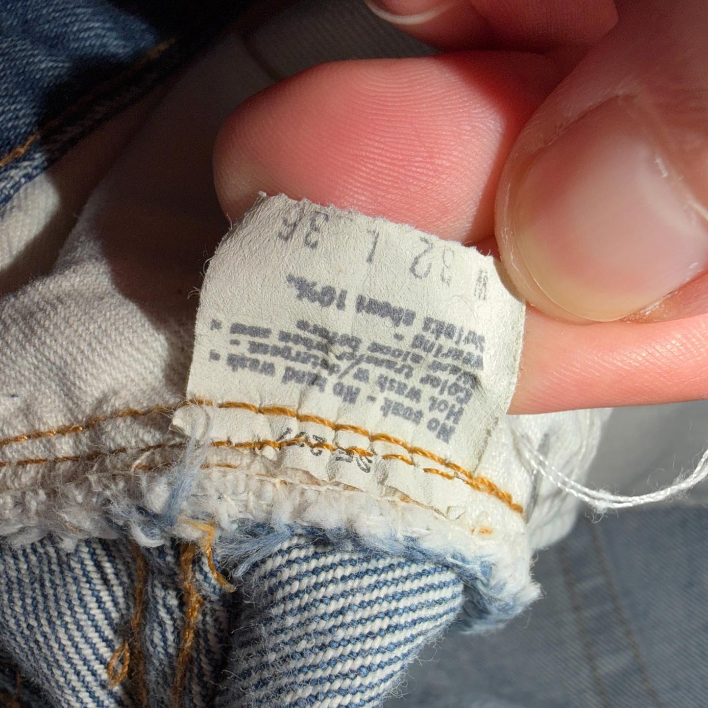 Levis 501 Vintage 80s Redline Selvedge USA XX Jeans Light Wash 32x36 Act 30x31