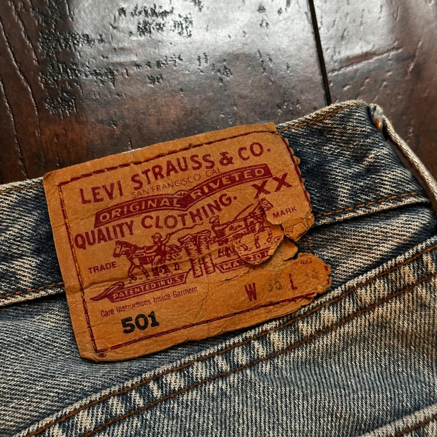 Levis 501 Vintage Y2K Straight Leg XX 2000s Jeans 36x34 Light Wash Act 33x33